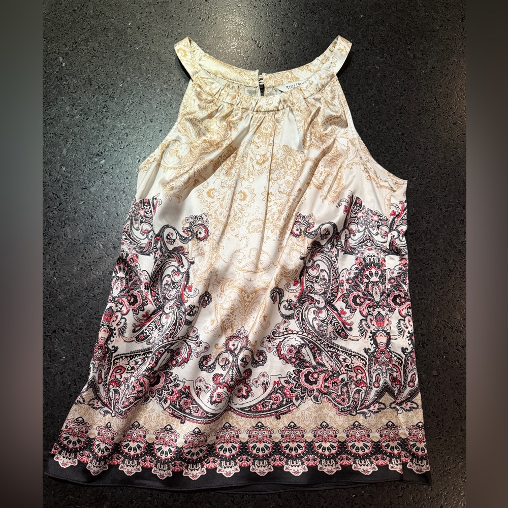 White House Black Market Cream and Tan Paisley Top